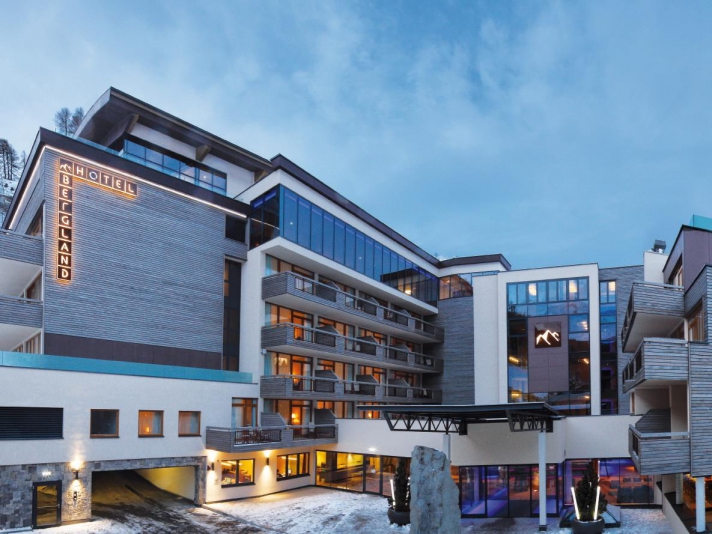 Hoteltest: 4-Sterne-Superior Designhotel Bergland in Sölden, Österreich