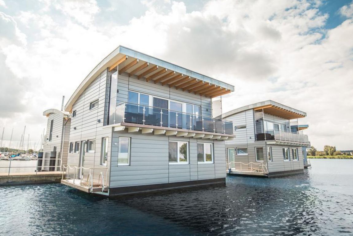 &quot;Floating-Houses“ im Baltic Sea Resort an der Ostsee in Mecklenburg-Vorpommern